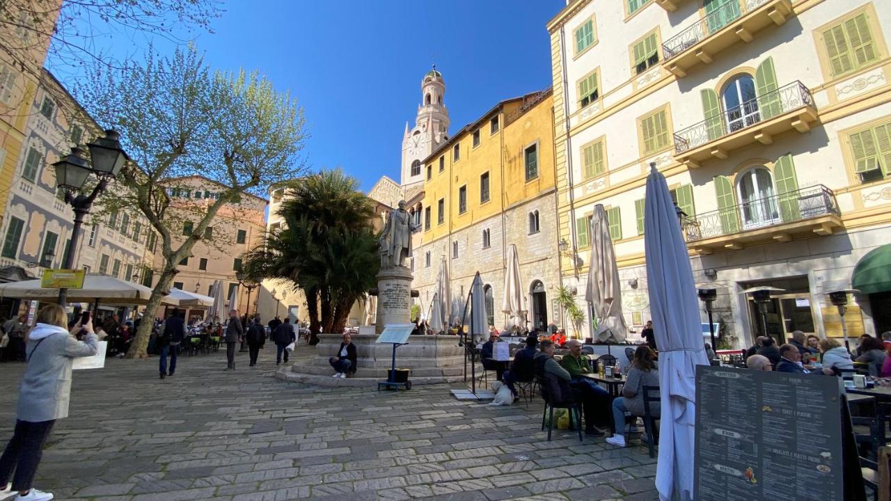 I Tetti Di Via Corradi Villa Sanremo Eksteriør billede