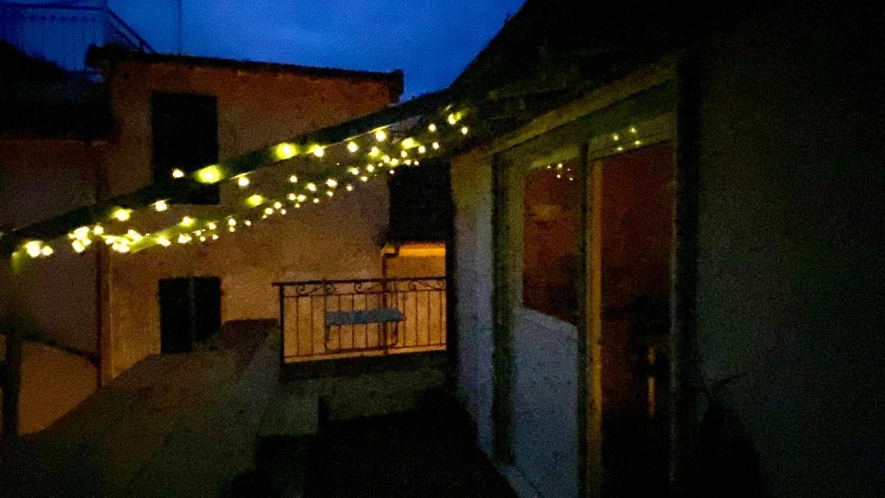 I Tetti Di Via Corradi Villa Sanremo Eksteriør billede