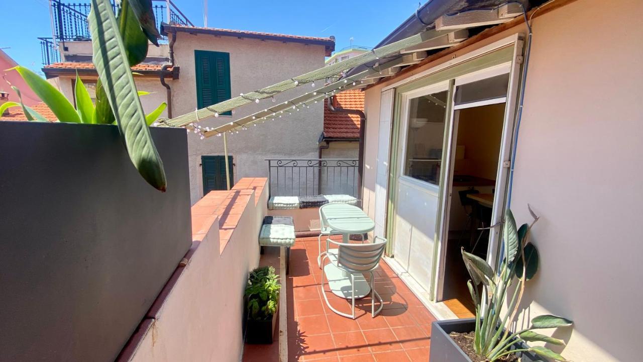 I Tetti Di Via Corradi Villa Sanremo Eksteriør billede