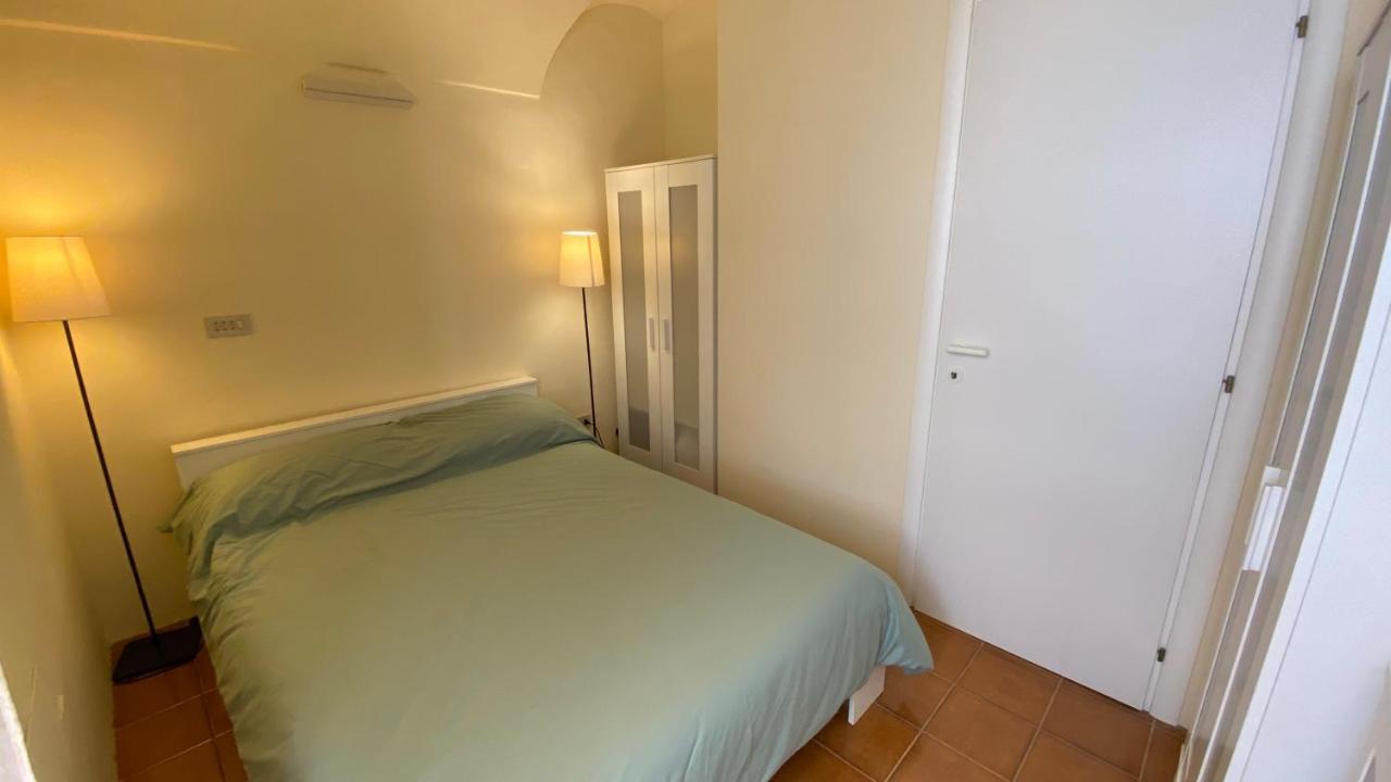 I Tetti Di Via Corradi Villa Sanremo Eksteriør billede